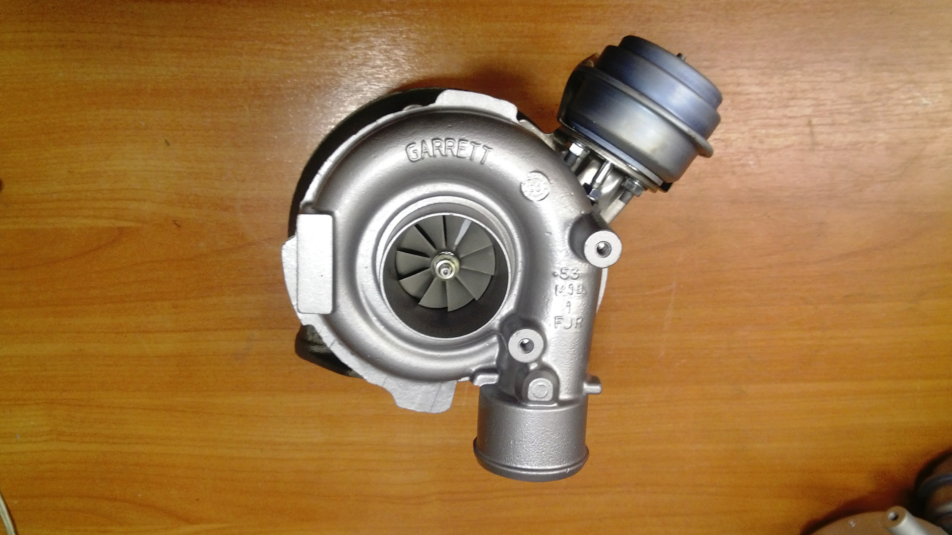 двойная турбина bmw n47. бмв с 3 турбинами. турбина bmw n20. бмв дизель с 3 турбинами. турбина бмв.