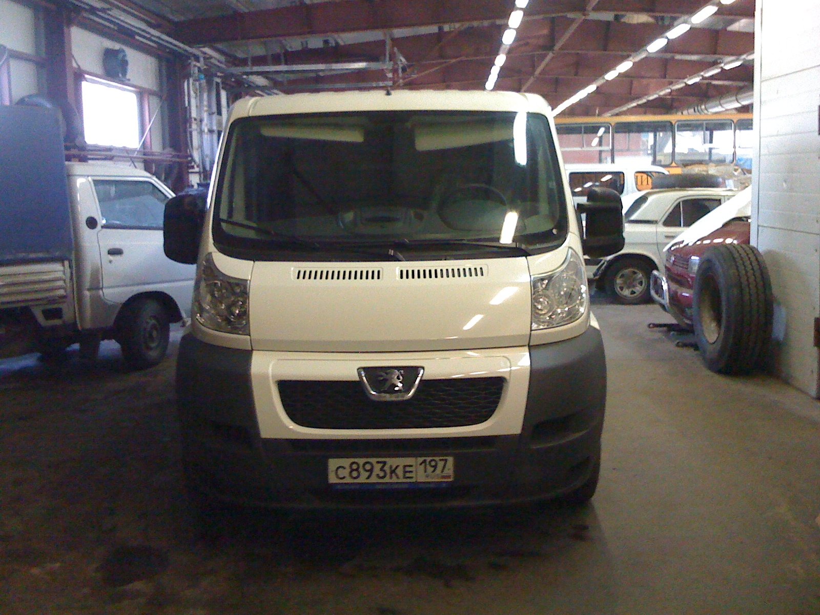 Пежо боксер 2.2 дизель. Peugeot Boxer Turbo d 1999 г.в. Peugeot Boxer Turbo d 2000 фары. Пыжик боксер госномер 105.