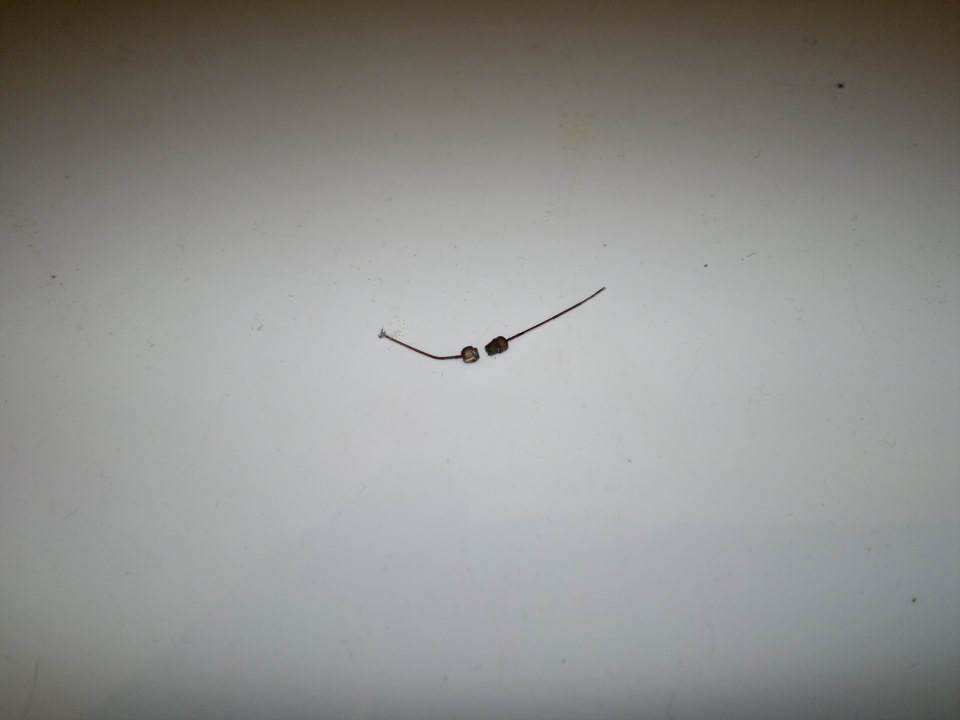 старый термистор — Toyota Vista (30)