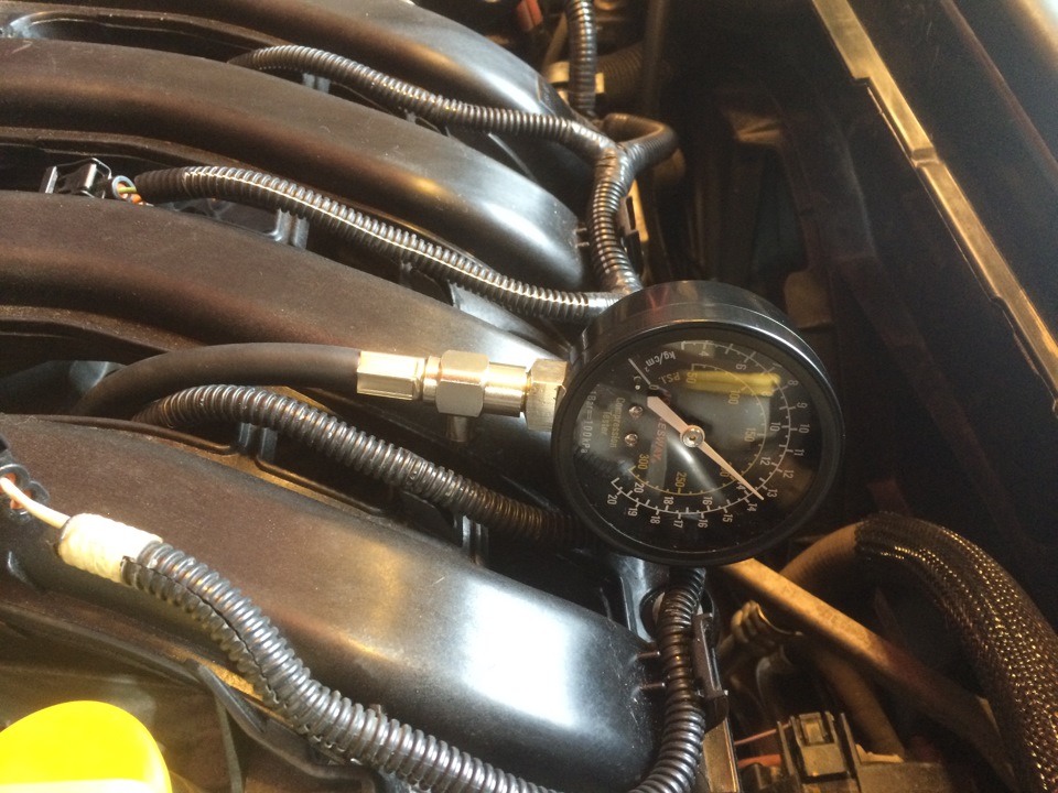 d88fb26s 960 можно ли померить давление масла компрессометром