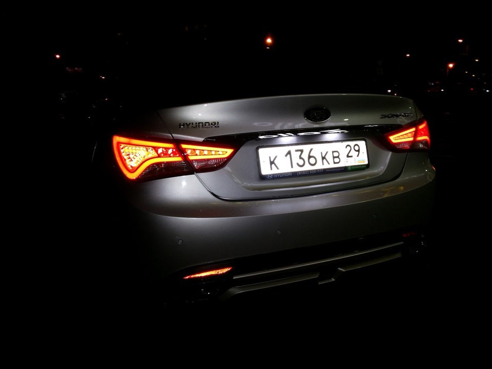 установил решетку и задние стоп сигналы от сонаты 2013 года — Hyundai ...