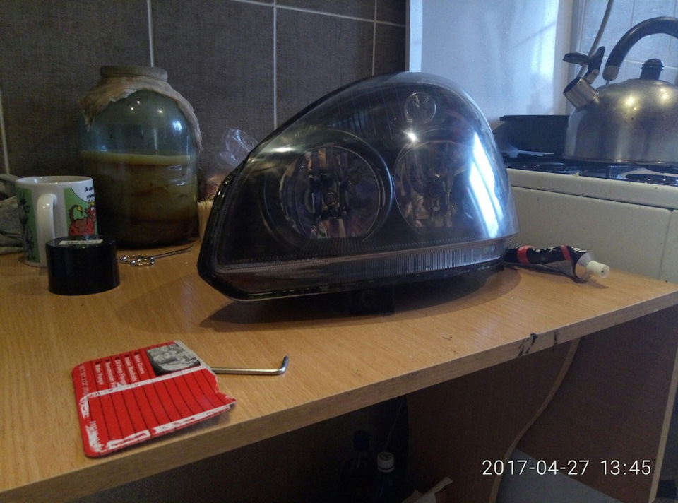 Потеют фары — Lada Приора хэтчбек, 1,6 л, 2009 года | своими руками ...