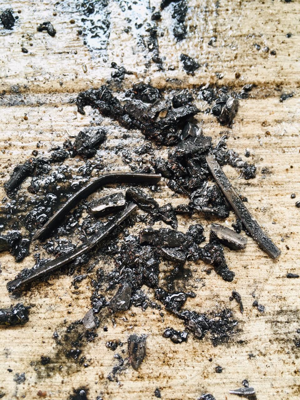 Вот такую кучу железа вытряхнул из фильтра и так еще со дна кпп наскреб — Mitsubishi Lancer IX