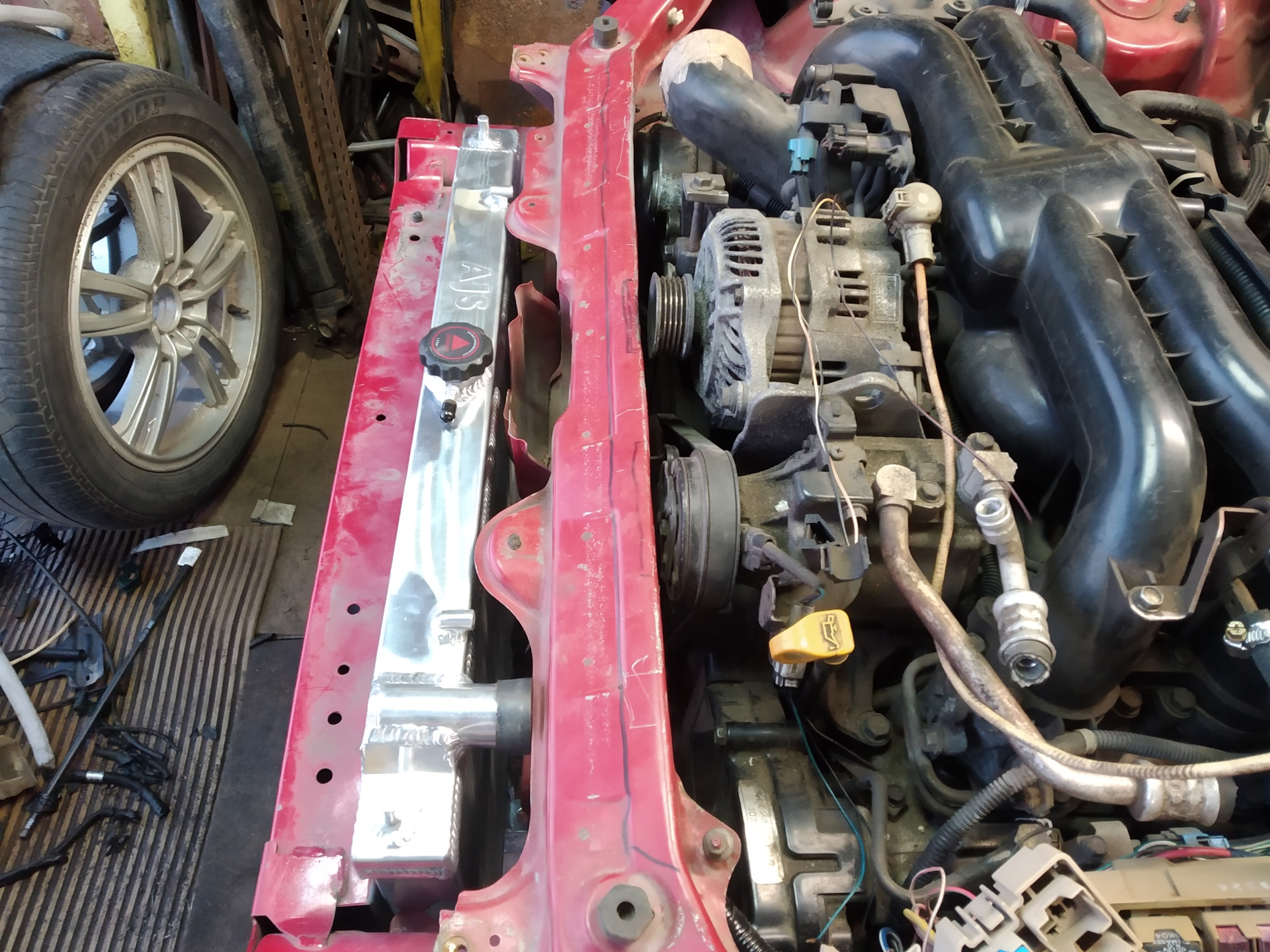 Установка радиатора охлаждения — Mazda RX8, 2 л, 2004 года своими