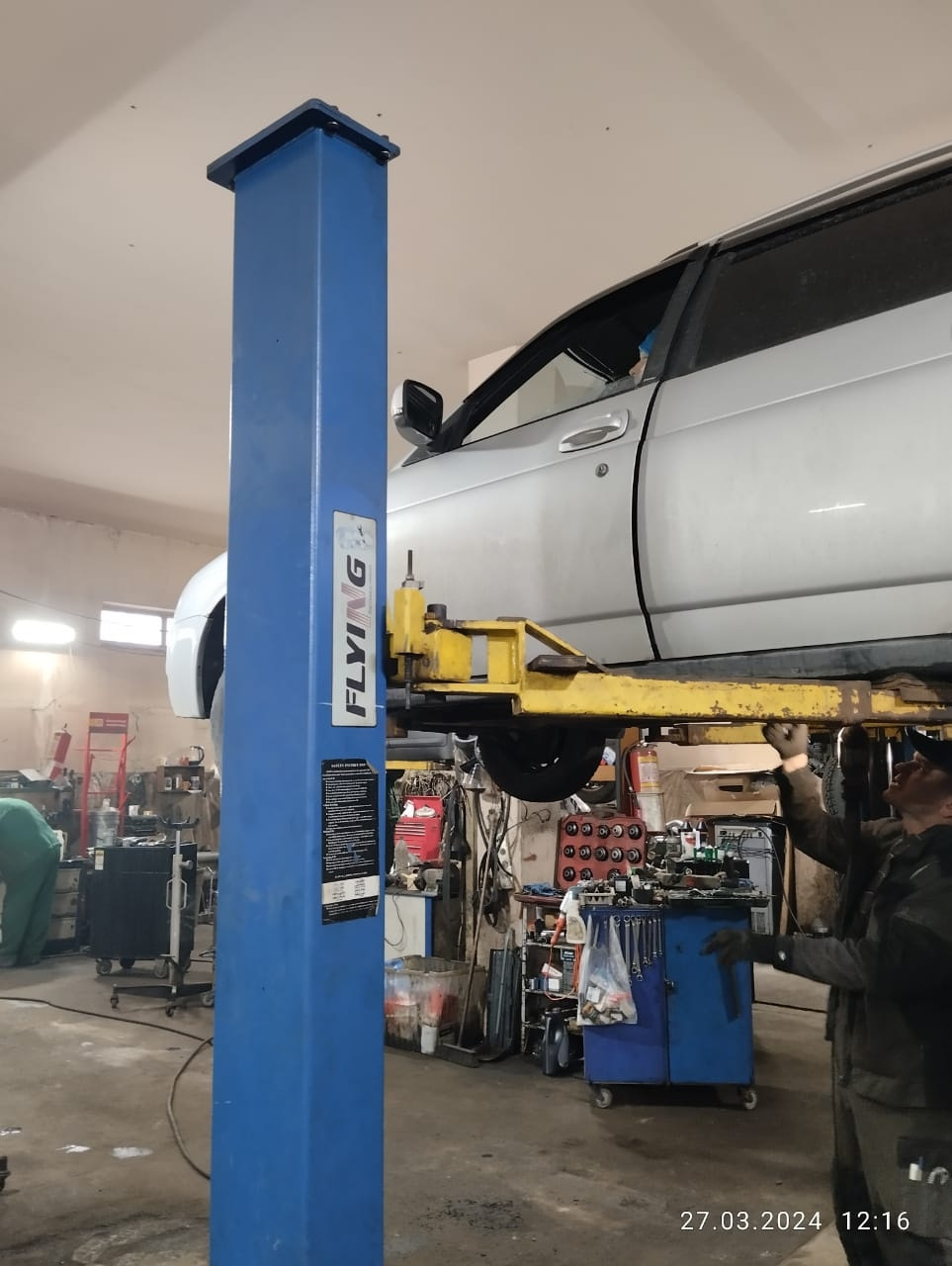 Левый задний подшипник — Lada Приора универсал, 1,6 л, 2016 года ...