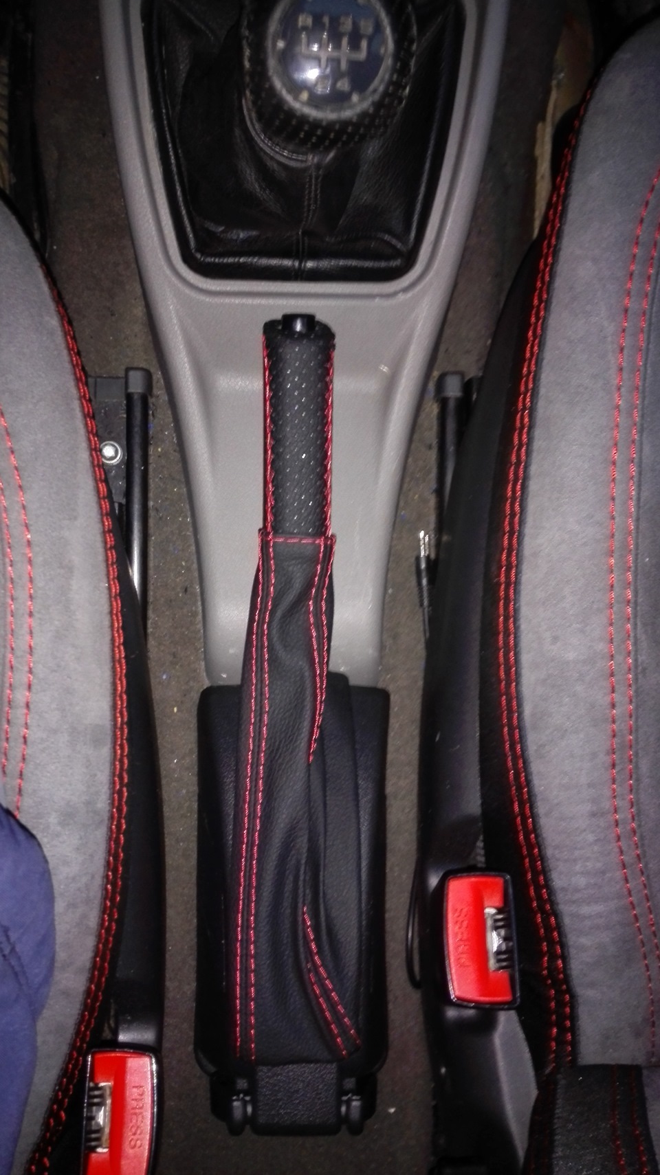 Перетяжка рукоятки стояночного тормоза. — Lada Калина хэтчбек, 1,6 л ...