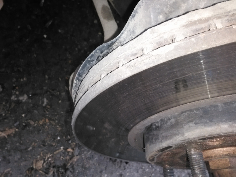 Диагноз по фото? Когда обычно диски меняют? — KIA Sportage (3G), 2 л ...