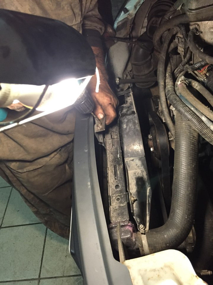 Замена ремня генератора и мойка двигателя — ГАЗ Газель, 2,9 л, 2010 ...