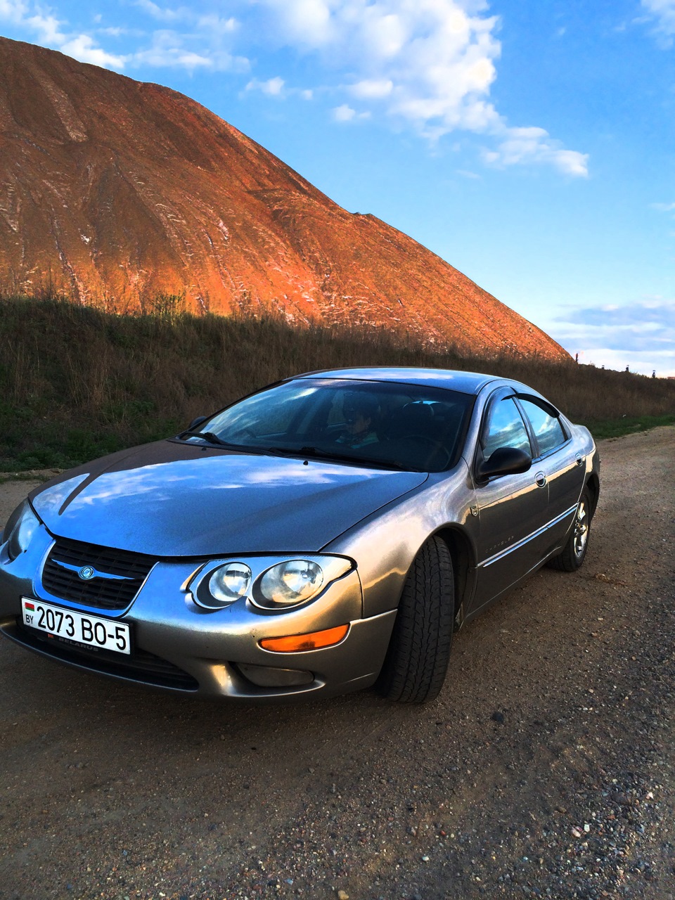 Chrysler 300m фото