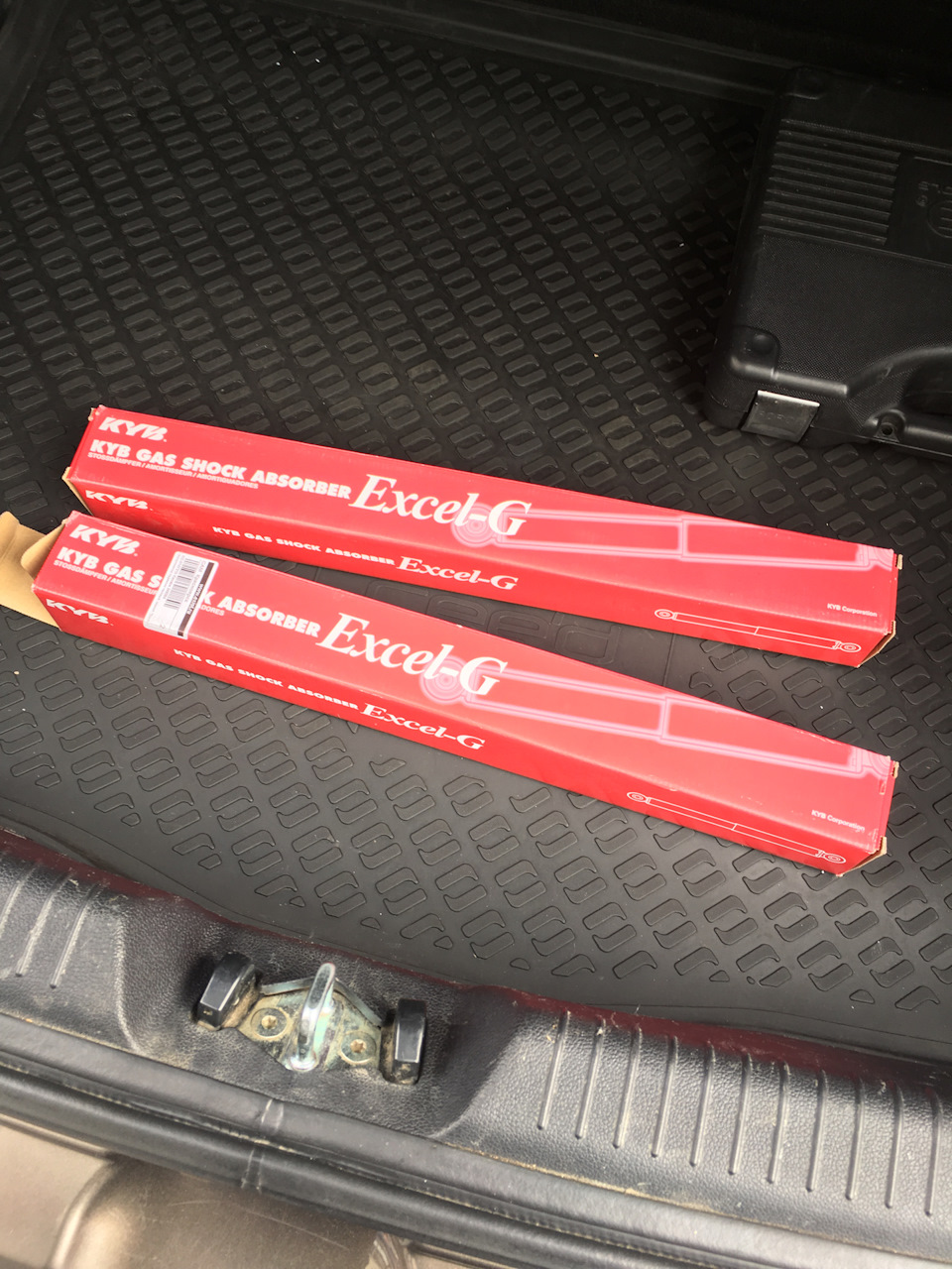 Замена амортизаторов на KYB excel- G — KIA Ceed (2G), 1,6 л, 2012 года ...