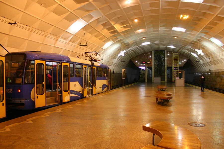 Трамвай метрополитен