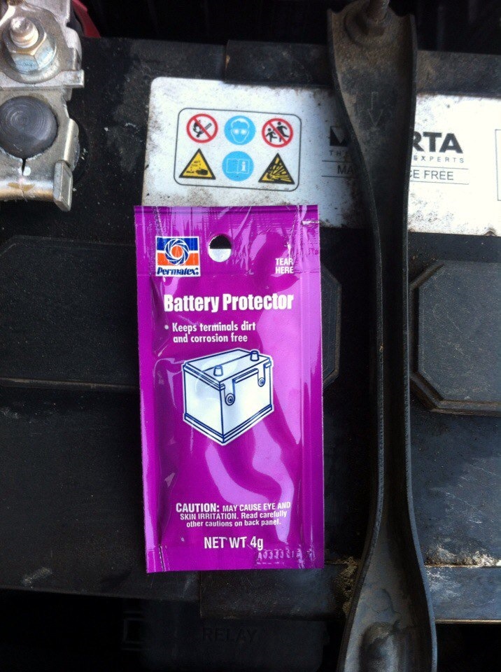 Клеммы аккума. — Toyota Camry (XV40), 2,4 л, 2011 года | электроника ...