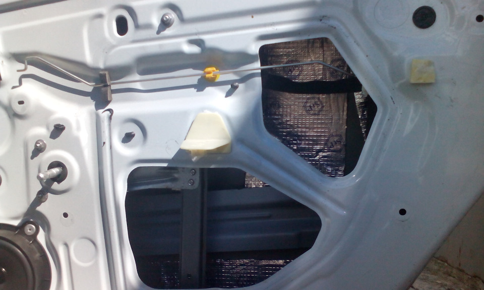 Фото в бортжурнале Renault Logan (2G)