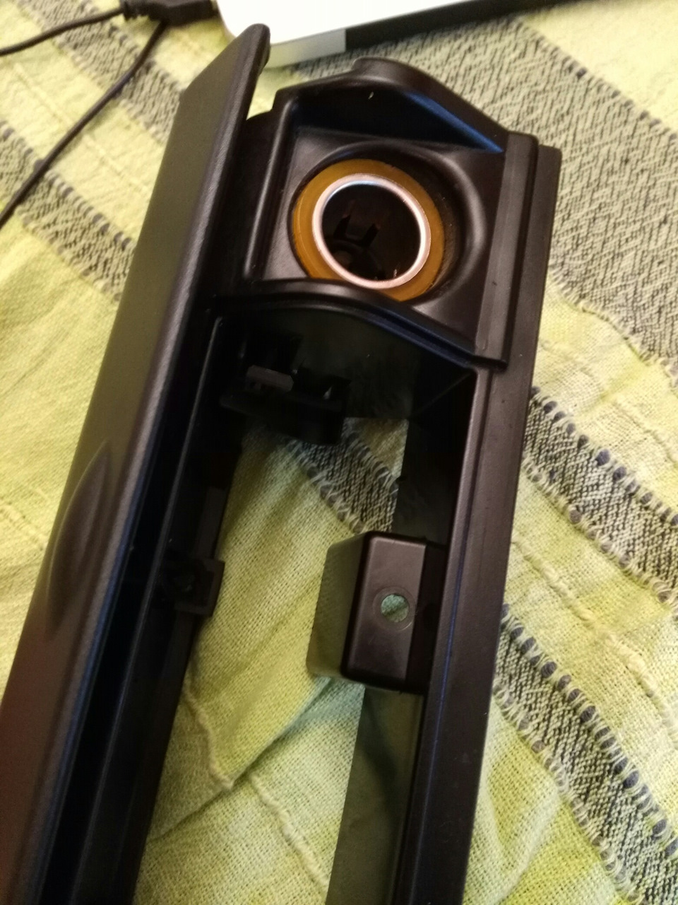 Как вытащить прикуриватель из пепельницы? — Renault Safrane, 2 л, 2000 ...