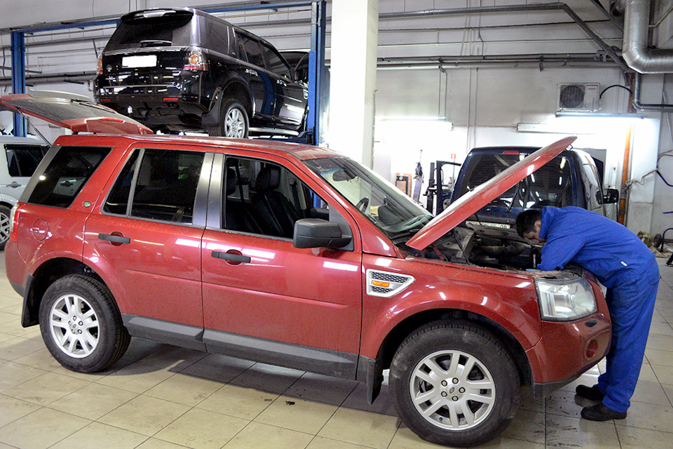 Фрилендер 2 дорестайлинг. Ленд ровер фрилендер 2 2013. Ремонт land rover freelander. Рендж ровер фрилендер 2008. Ленд ровер фрилендер 2 2008.