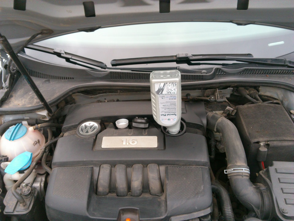 Загорелась масленка — Volkswagen Golf Mk6, 1,6 л., 2011 года ...