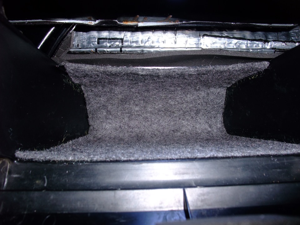 Поклейка бардачка карпетом и немного полезных вещей для машины ...