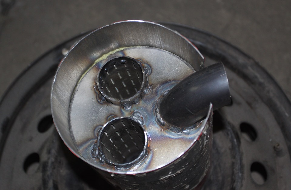 Вид изнутри глушителя ГАЗ 67 — ГАЗ 67