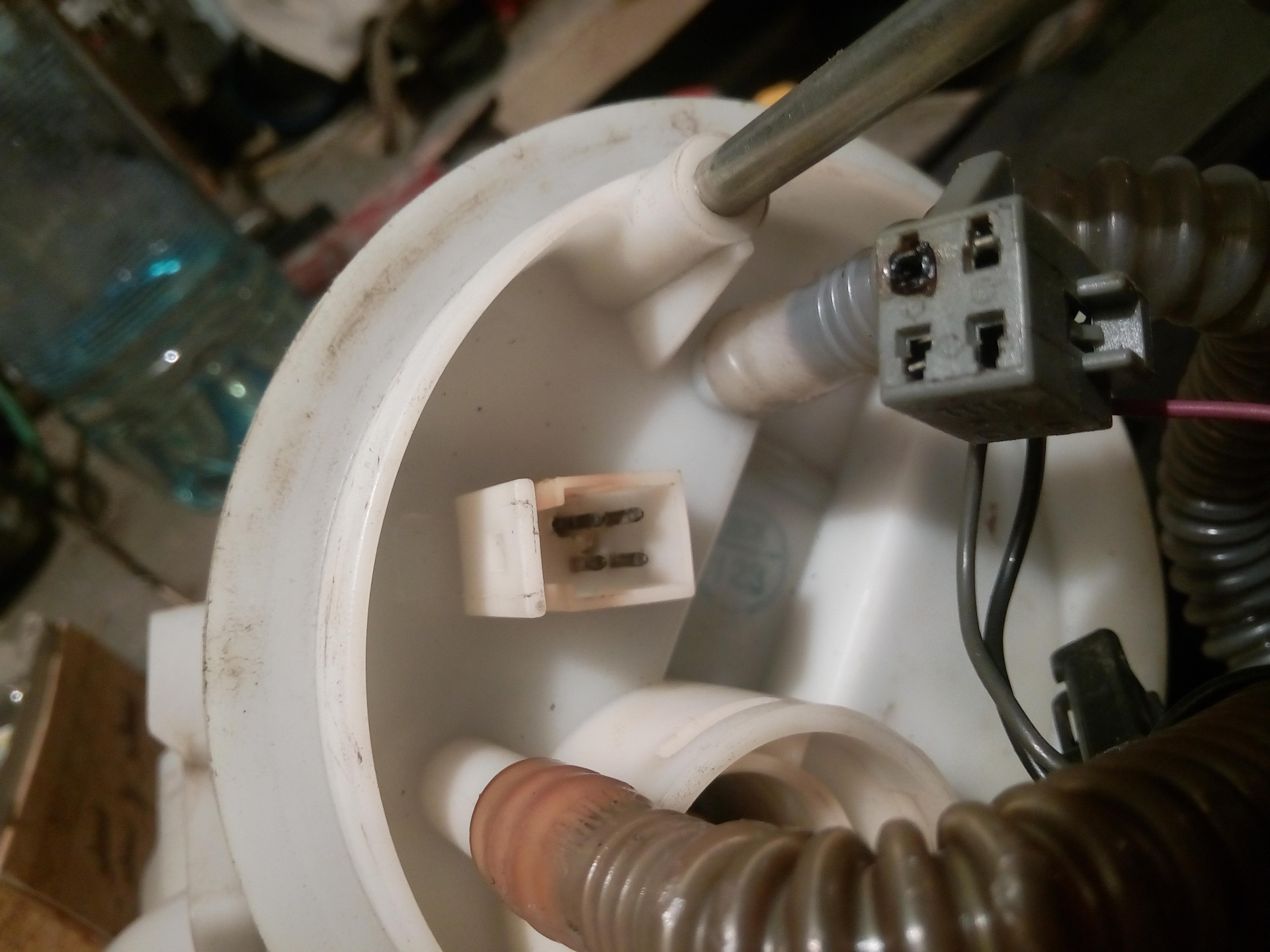 Машины они как девушки:-) — Lada Приора хэтчбек, 1,7 л, 2009 года ...