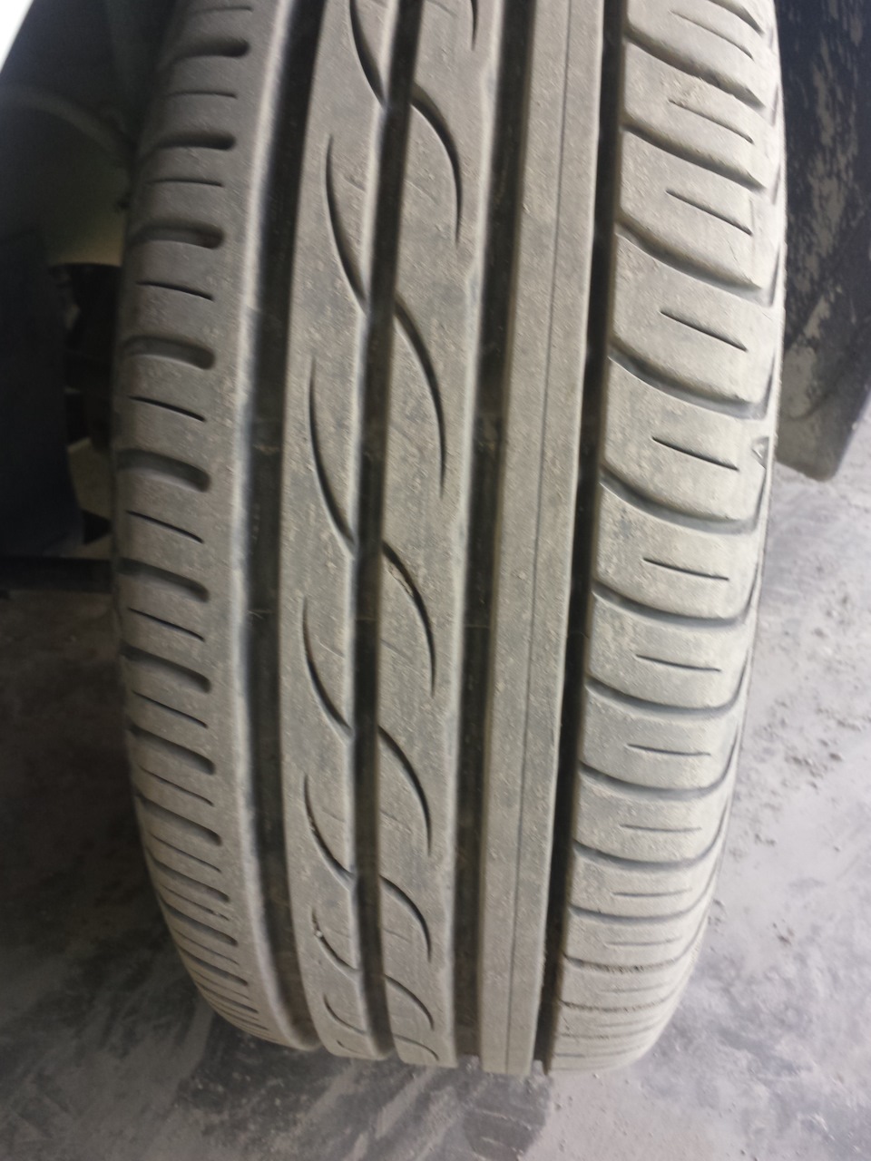 Торусы R15, Yokohama C.Drive 2! — Lada Приора седан, 1,6 л, 2011 года ...