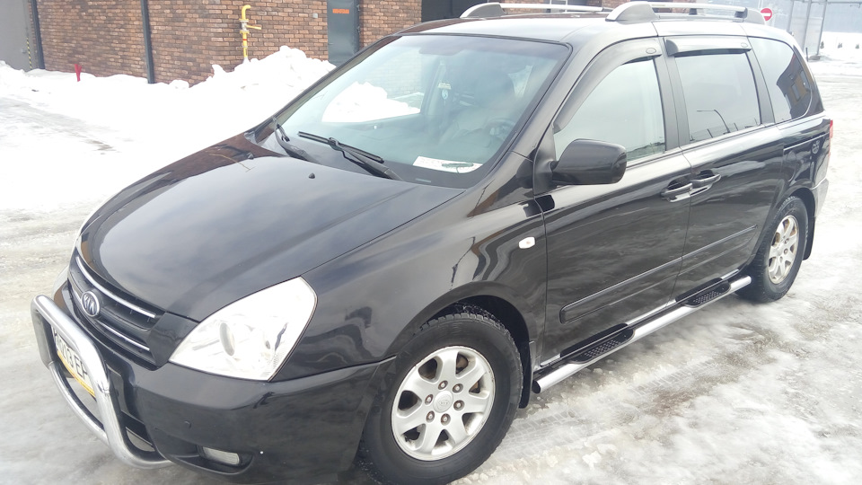 Kia Carnival 2007 чёрный