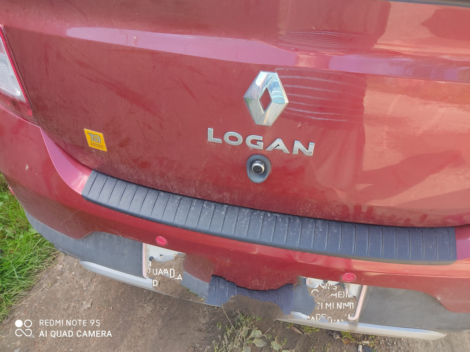 Дефлектор на капот. — Renault Logan Stepway, 1,6 л, 2019 года ...