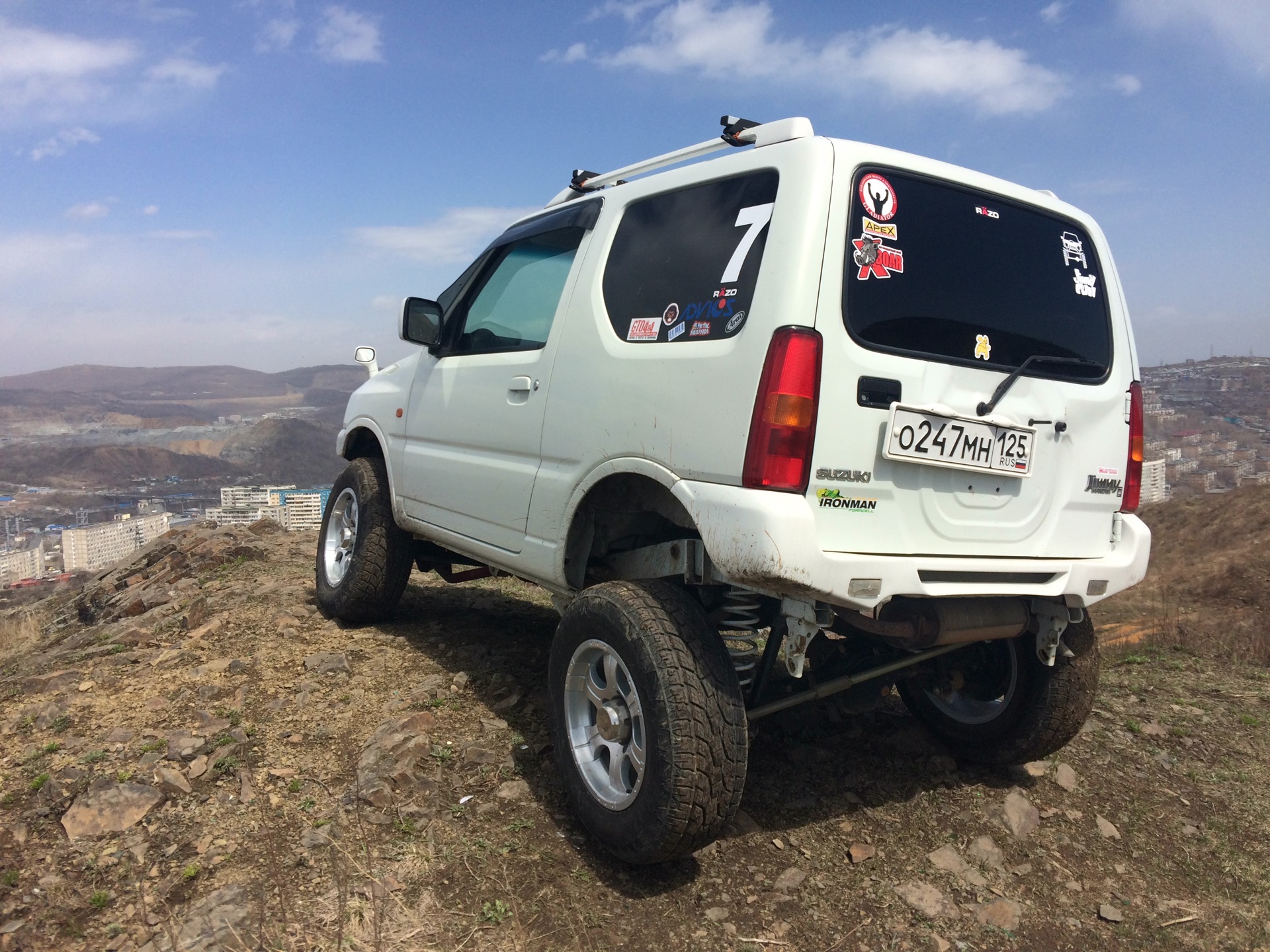 Стол в suzuki jimny