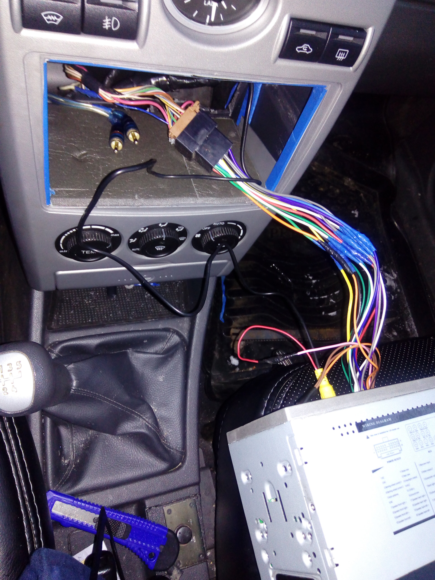 провод заднего хода приора. провод заднего хода приора седан 2013. калина 2 цвета проводов на задний фонарь. камера заднего вида ниссан блюберд в уфе.