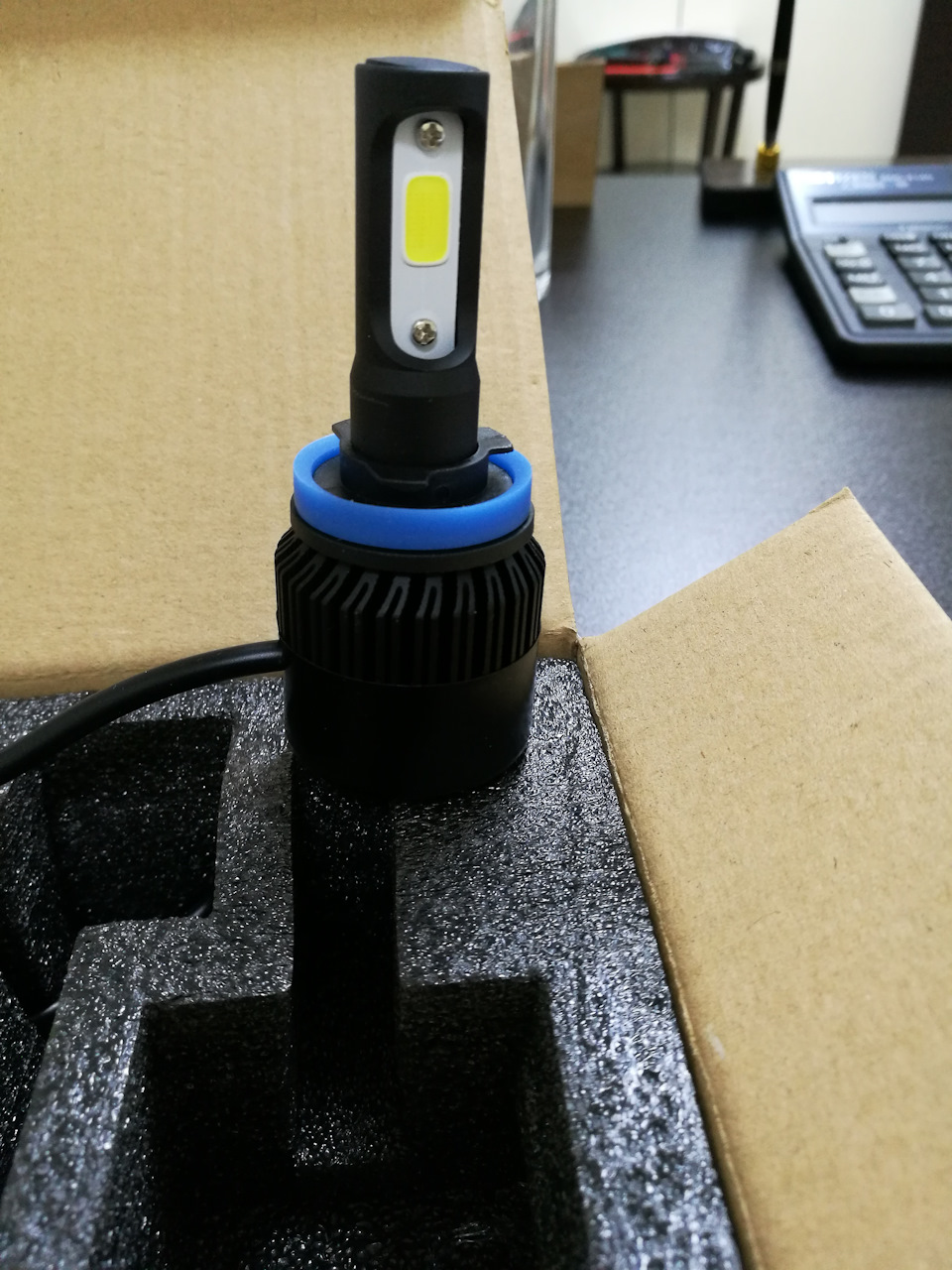 Cd4017 бегущие огни. 3. This led them to lead. Charge sync cable 360 с подсветкой. Lead verb.