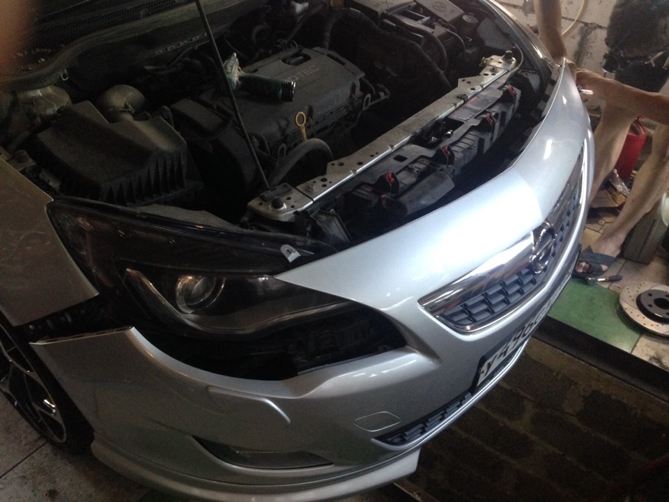 Тормозные диски — Opel Astra J, 1,6 л, 2011 года | стайлинг | DRIVE2