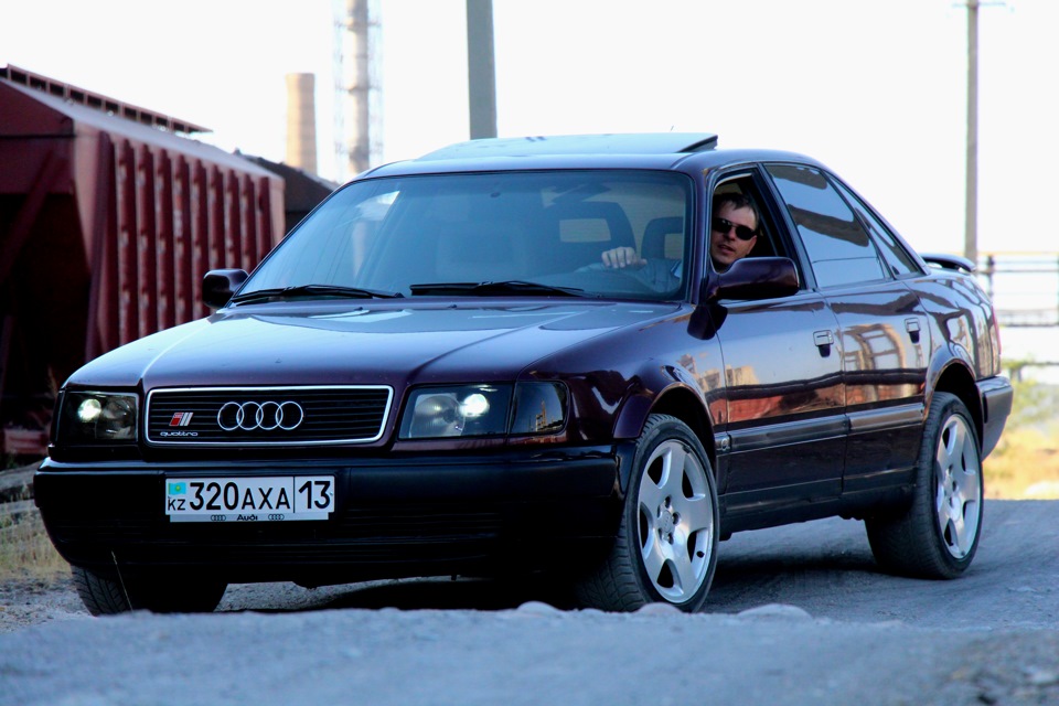 Е 4 90. Audi s4 1991. Audi s4 1991 c4. Ауди 100 с4 в 90 е. Ауди 100 с4 бандитская.