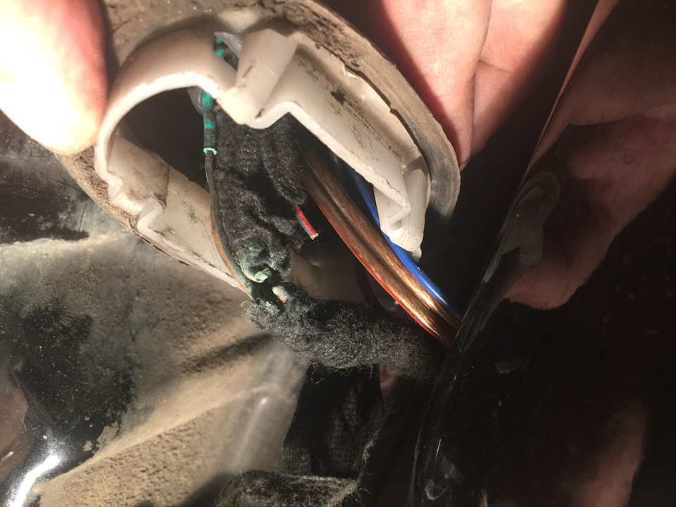 Не работает замок водительской двери и зеркало — Volkswagen Passat B5 ...