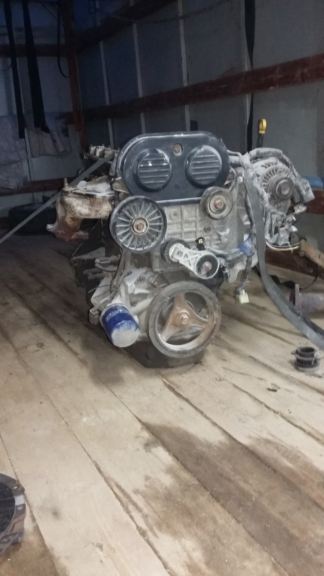 4 dohc. Двигатель крайслер 2. Волга 31105 крайслер двигатель. Мотор chrysler 2. 4 dohc.