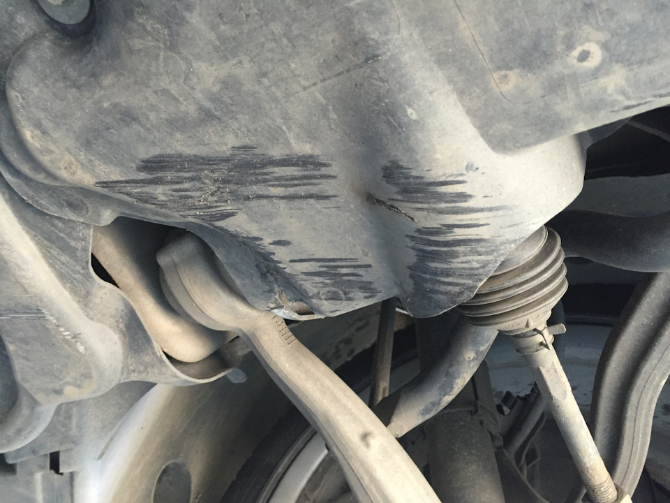 Царапины на защите — Mercedes-Benz C-Class (W204)