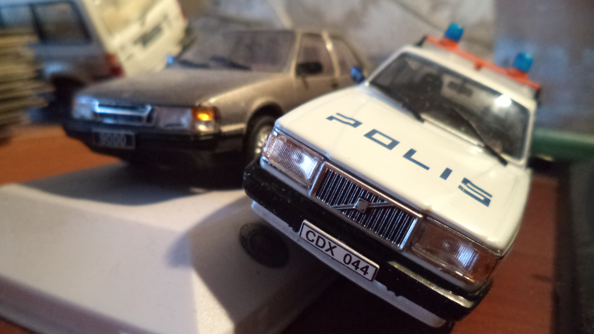 Volvo 240 Polis 1985 1-43 — Сообщество «Масштабные Модели» на DRIVE2