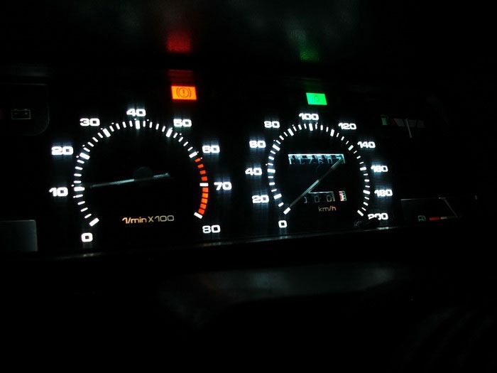 Продолжение Светодиодная подсветка приборной доски АЗЛК-2141 (фотки ...