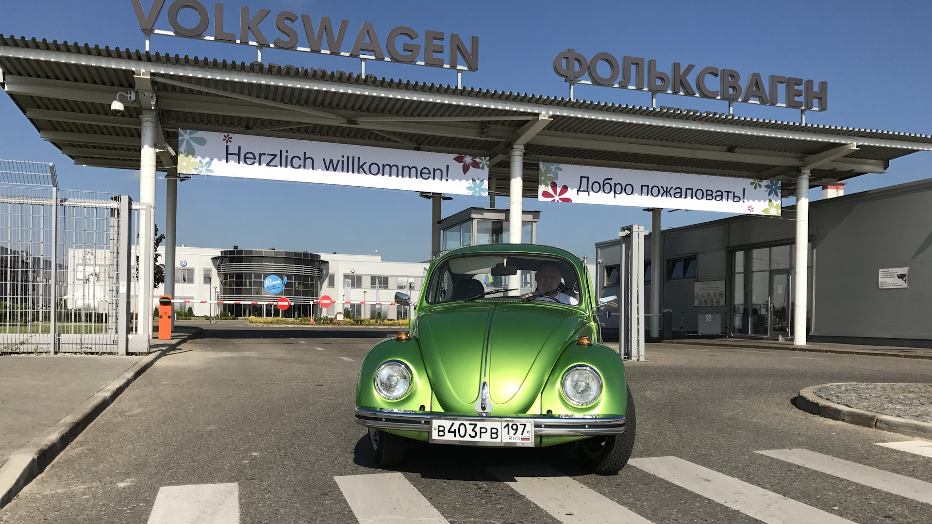 Volkswagen Kafer 1.2 бензиновый 1976 | Viper Green. Restoration на DRIVE2