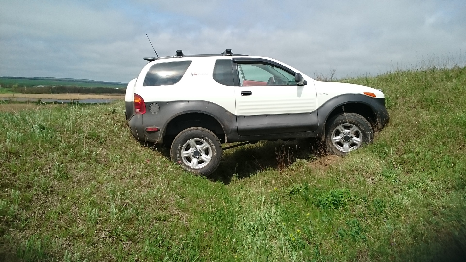 Вибрация при разгоне полный привод isuzu vehicross