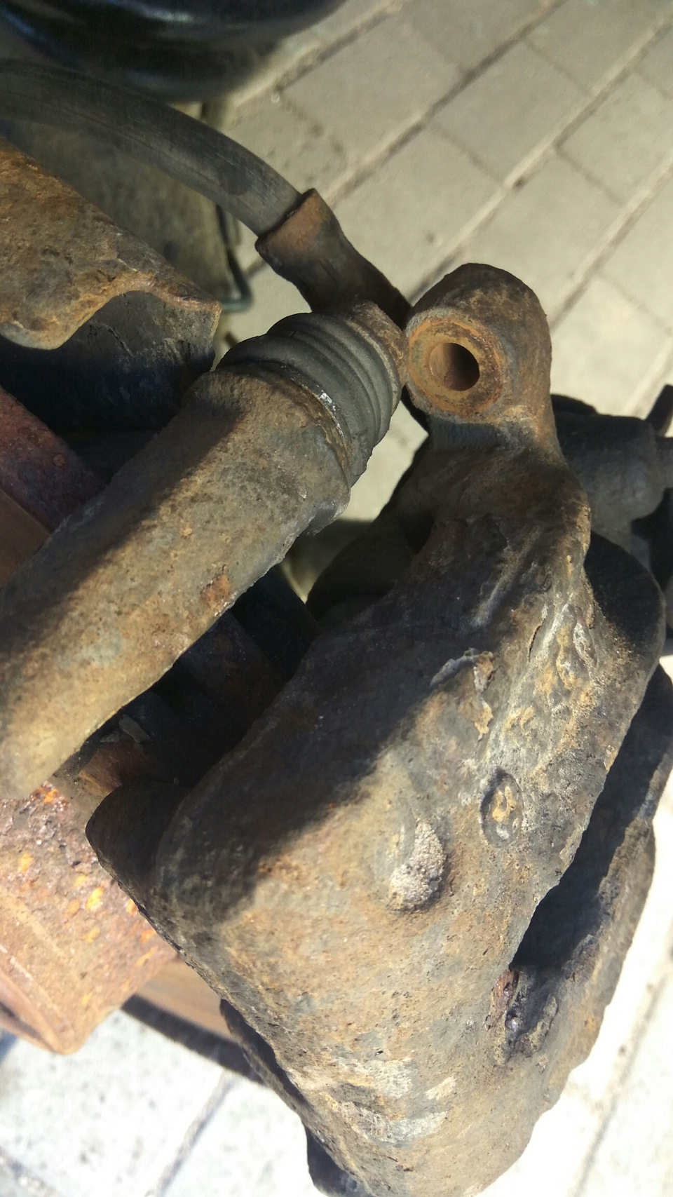 Замена концевика двери!и смазка суппортов — Volkswagen Sharan (1G), 2 л ...