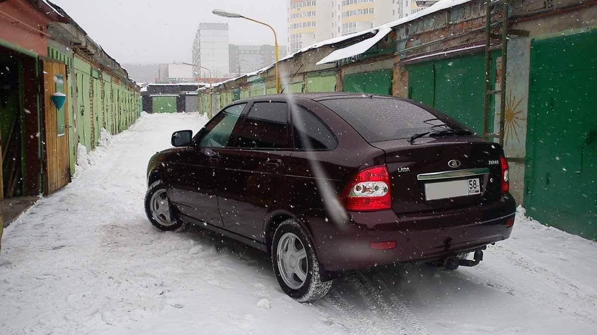 Lada Приора хэтчбек 1.6 бензиновый 2012 | ПОРТВЕЙН на DRIVE2