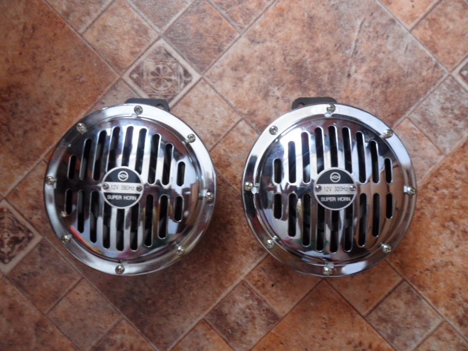 Сигнал звуковой бош армянский артикул. Армянские сигналы бош bosch усиленные. Клаксоны армянские бош. Звуковой сигнал бош артикул. Сигнал бош армянский.