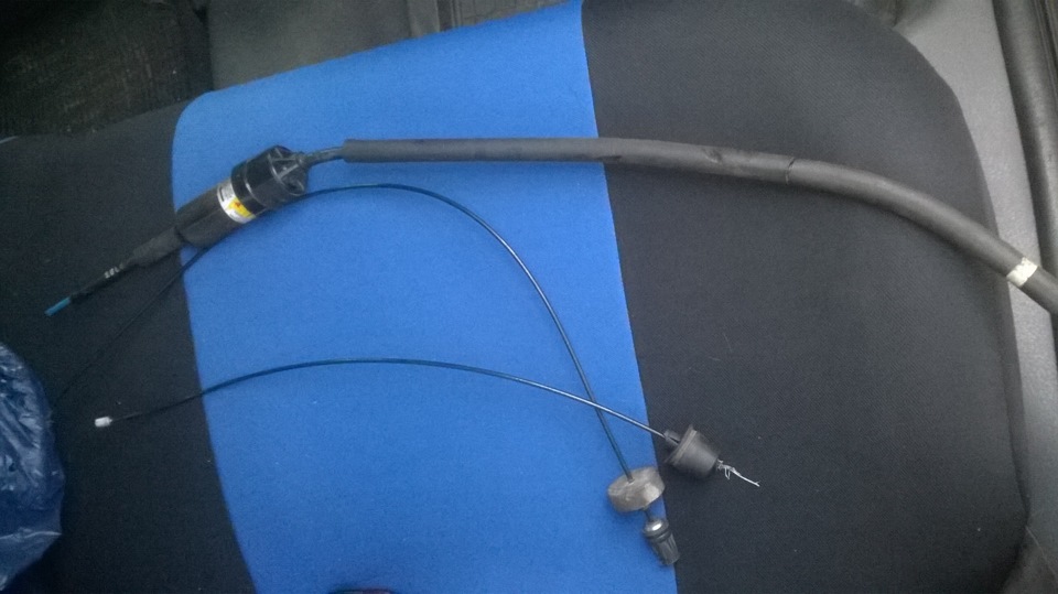 Тросик сцепления — Renault Laguna I, 1,8 л, 1995 года | запчасти | DRIVE2