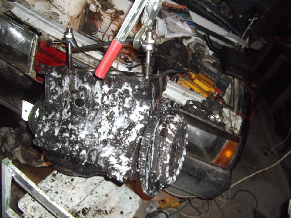 Чистка картера сцепления и блок цилиндров, демонтаж блока ваз 21083 ...