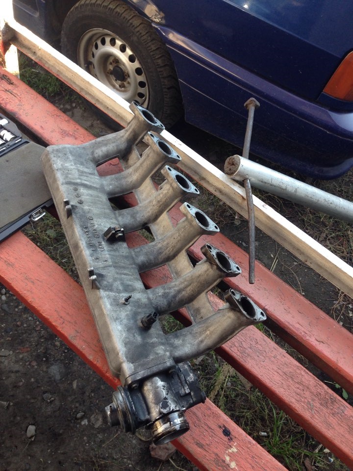 Замена управляющей форсунки . — BMW 5 series (E34), 2,5 л, 1995 года ...