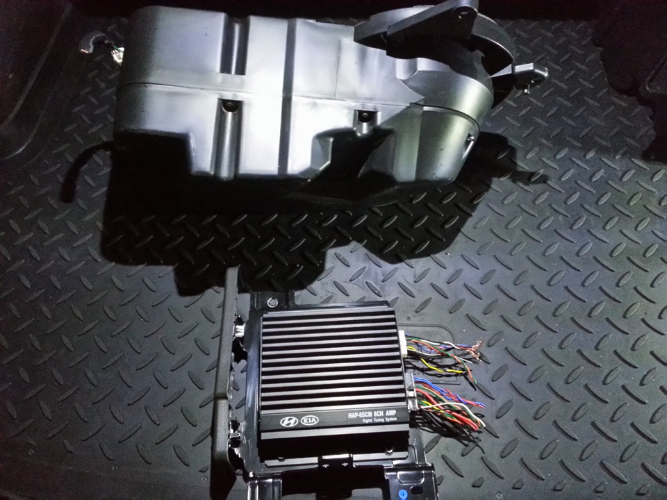 Hyundai santa fe усилитель