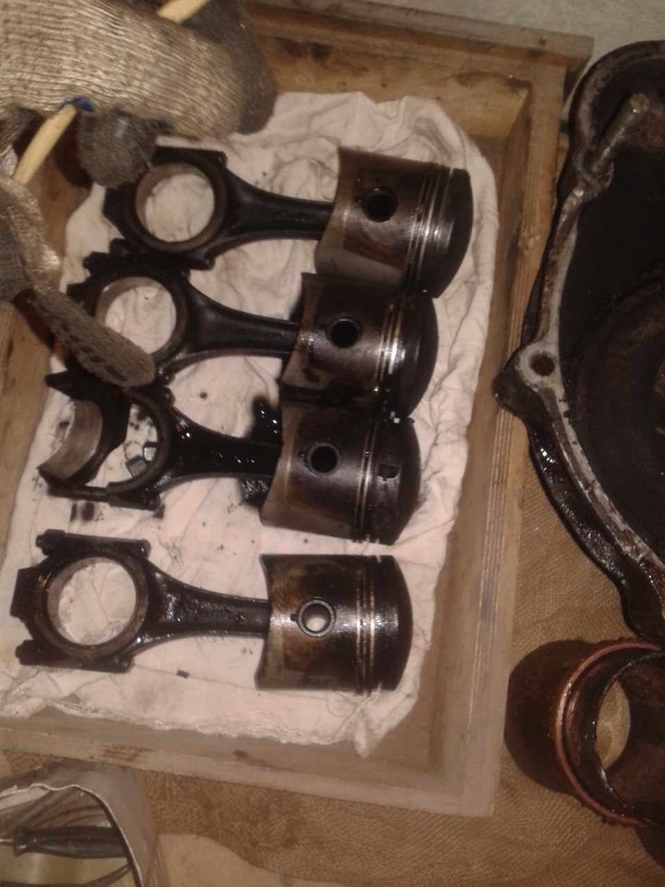 1-й пошел, 2-ой пошел… поршня на выход! — ИЖ Москвич 412, 1,5 л, 1981 ...