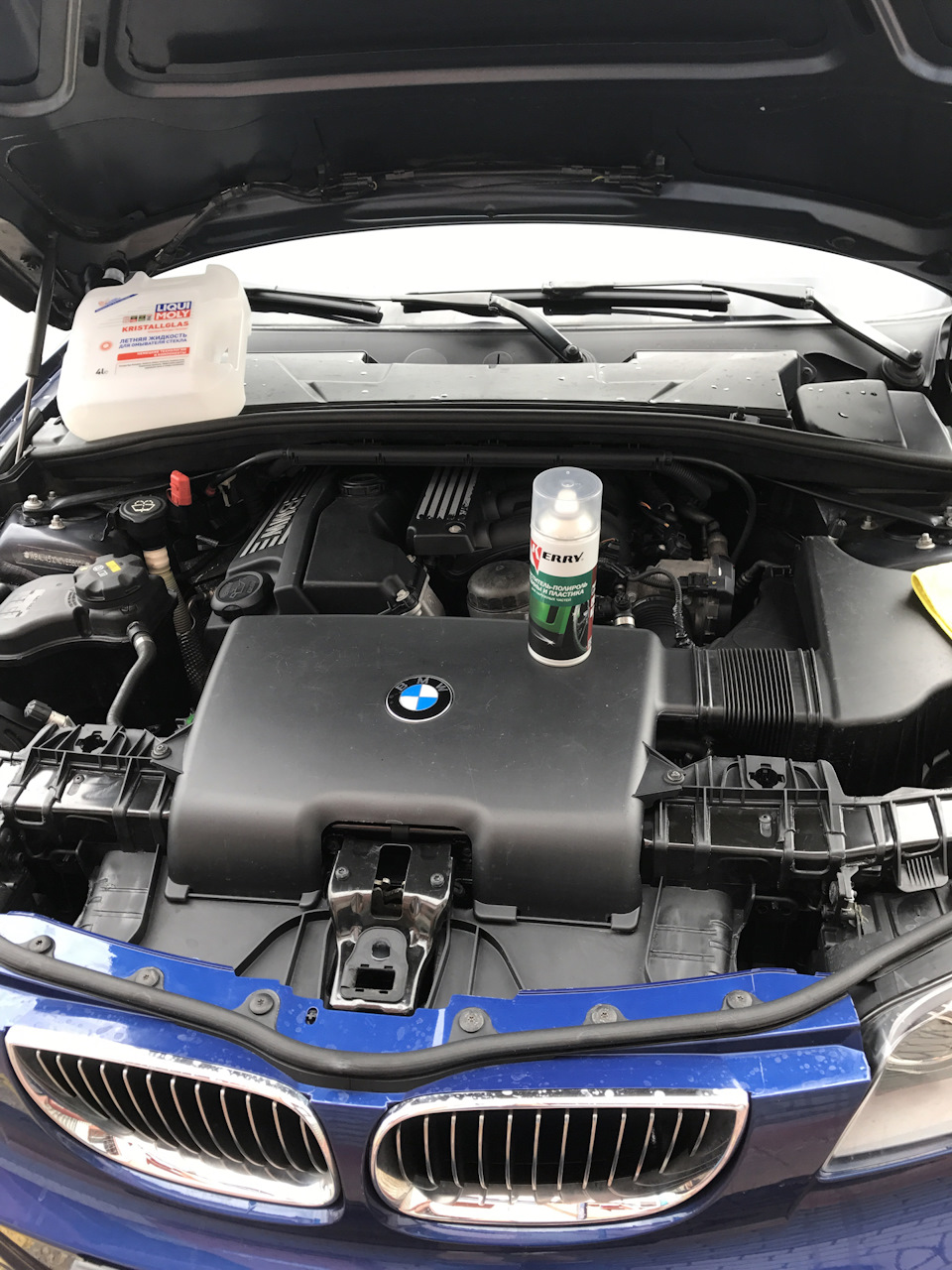 Bmw e87 подкапотное пространство