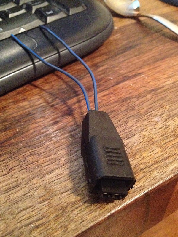 Фишка с топливных форсунок от ВАЗа — Mitsubishi Lancer IV