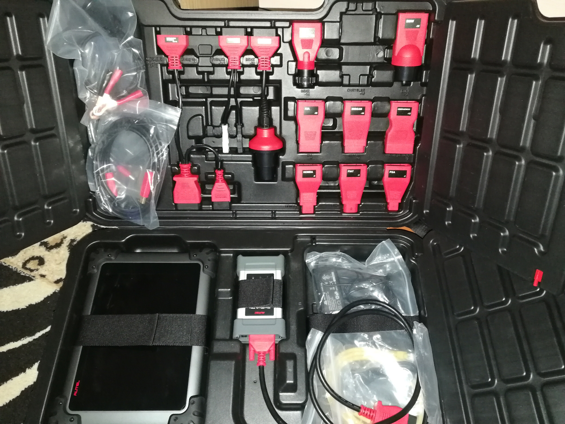 600 красноярск. Высота банкетный зал. Снегоходов от 2 миллионов. 600 красноярск. Деревообработка красноярск.