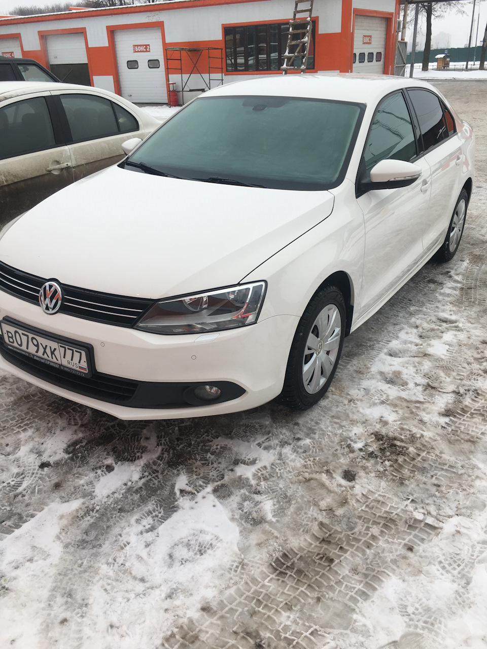 Замена масла и белый свет в ближний Koito + габариты — Volkswagen Jetta ...